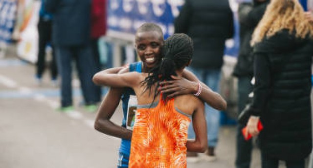 Sandra Felis y Tsehay Abayneh ganan la 10K Valencia Ibercaja