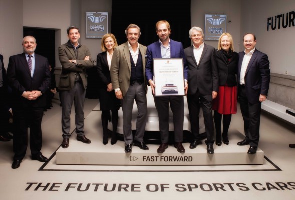 Centro Porsche Valencia, mejor concesionario Porsche
de España y Portugal en 2017