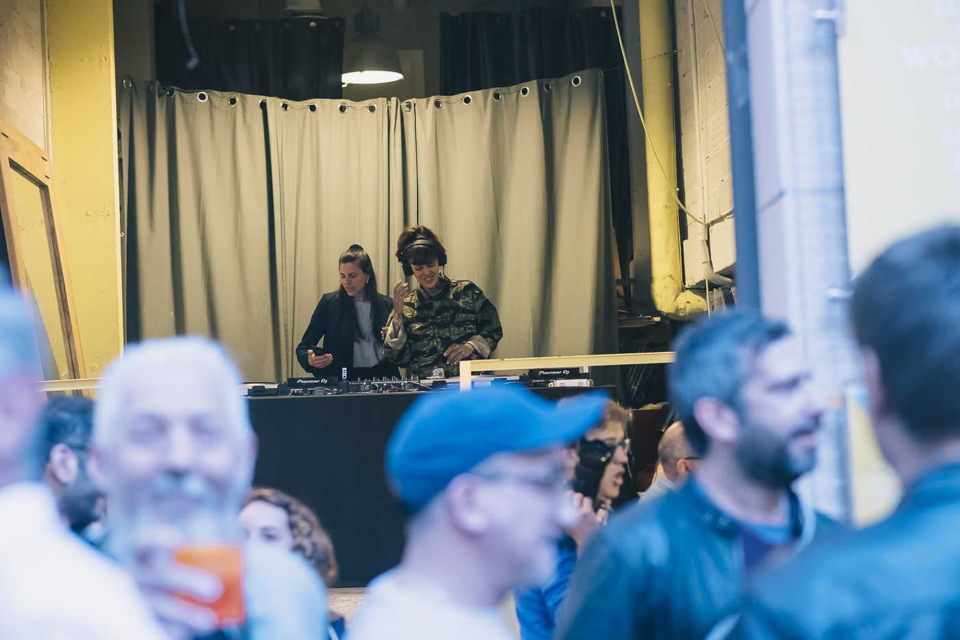 Fiesta de presentación de Palo Market Fest en Tapinería (Fotos: KIKE TABERNER)