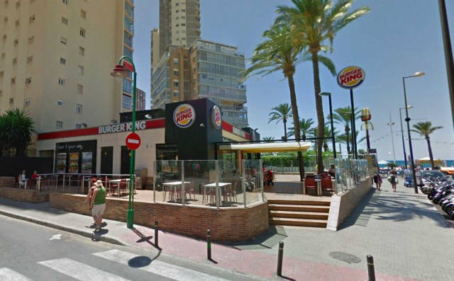 El Burger recurre al Tribunal Supremo la demolición de su ampliación en el Rincón de Loix
