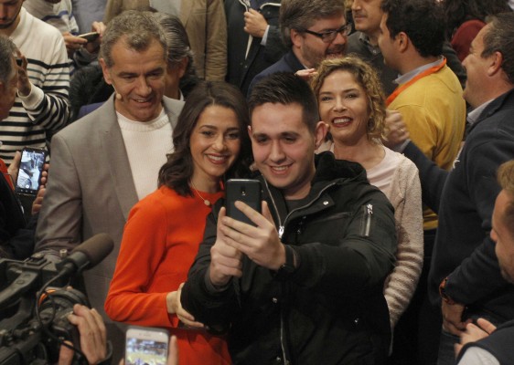 Mitin de Inés Arrimadas en Alicante (Fotos: RAFA MOLINA)