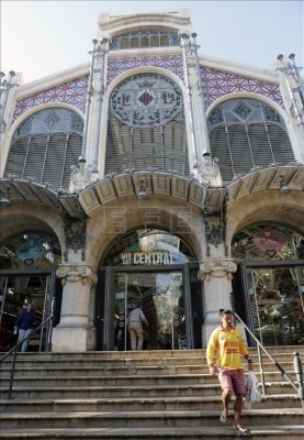 Los vendedores del Mercado Central piden aplazamiento de la peatonalización