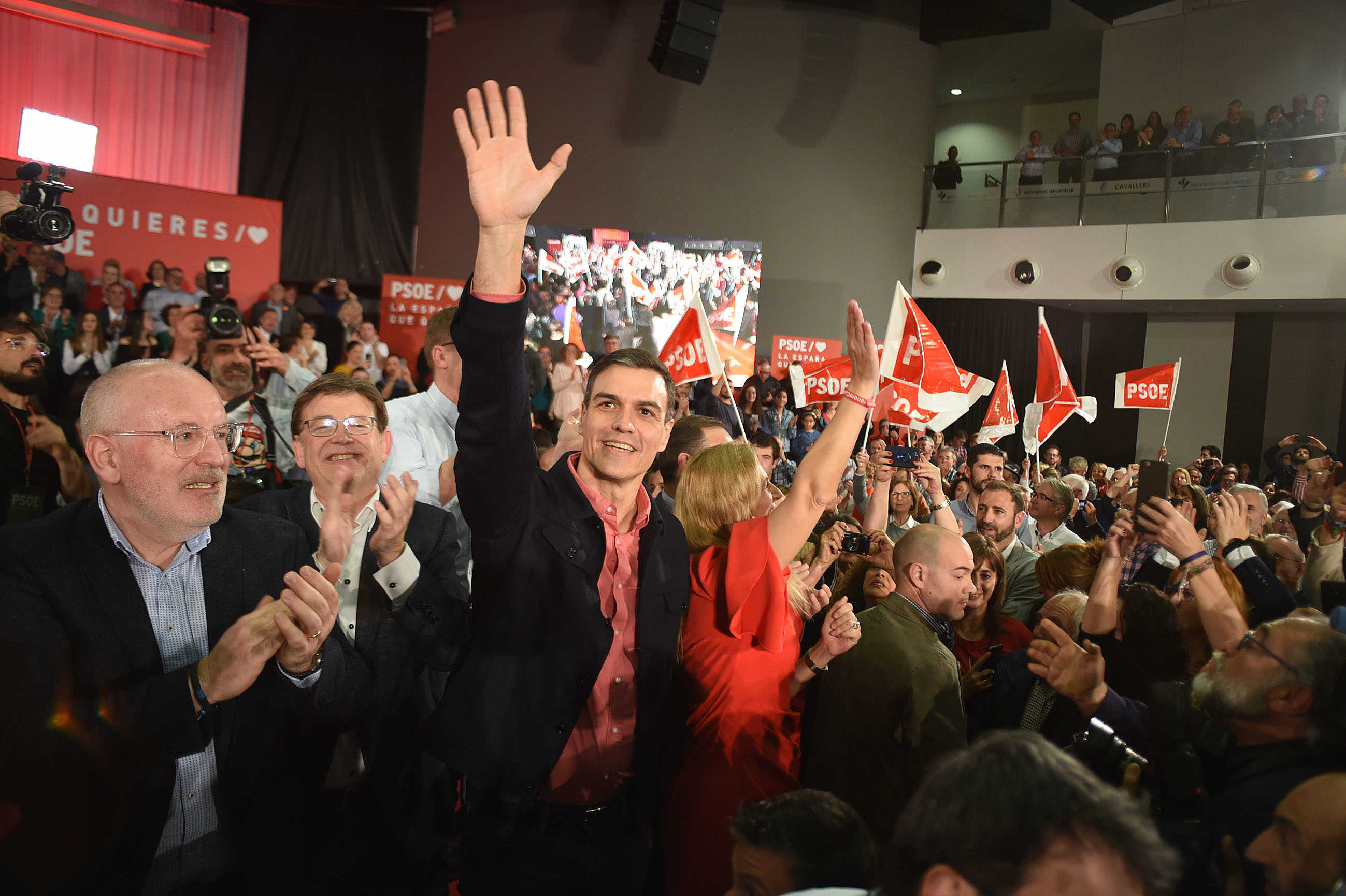 Sánchez abre la campaña en Castellón. (Fotos: Carlos Pascual)