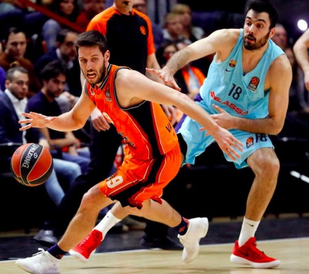Valencia Basket tumba al Barça en Euroliga ante una Fonteta vibrante (81-76)