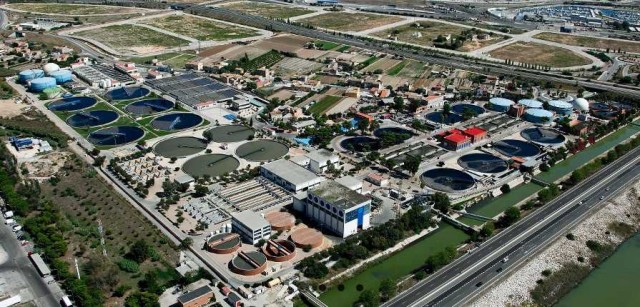 Ayuntamientos de L’Horta Sud se rebelan contra la tasa de vertido de aguas del Consell