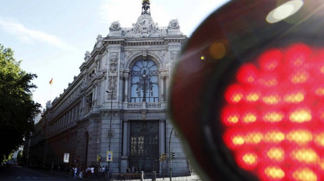 La morosidad de la banca cae en noviembre al 8,07% y alcanza los mínimos de febrero de 2012