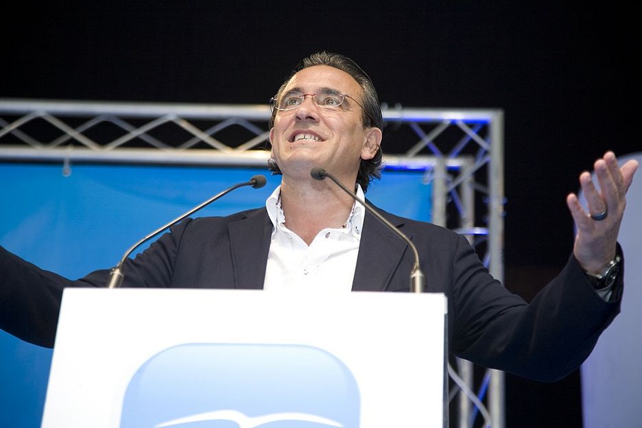 Arturo Torró deja su acta en Gandia tras ganar un pleito por las preferentes de Bankia