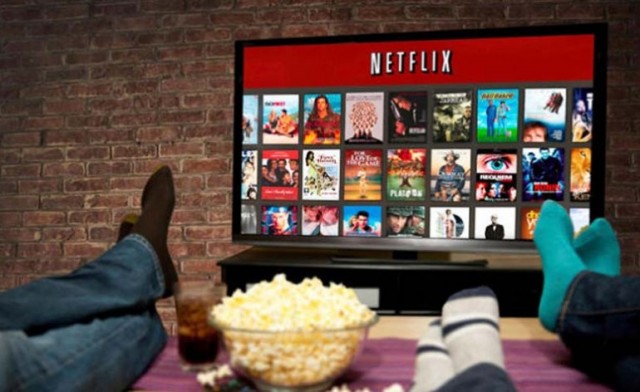 El 90% de los padres españoles ve series de televisión para desconectar de la rutina diaria
