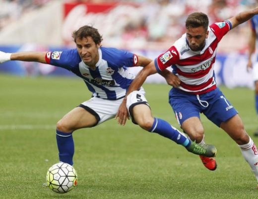 Mosquera rechaza al Valencia y elige seguir en el Deportivo