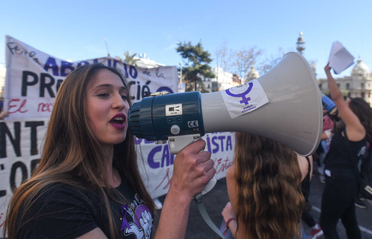 Manifestación estudiantil en València del 8M 2019 (Fotos: EDUARDO MANZANA)