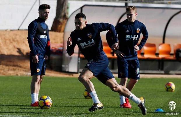 Marcelino recupera a Kondogbia y Pereira en liga