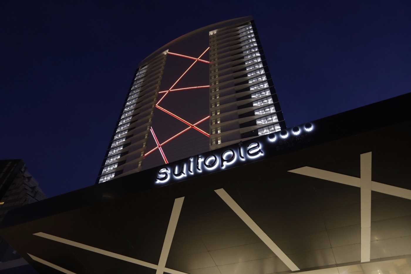 La Generalitat ordena a Calp que anule la licencia del hotel Suitopía por exceso de alturas 