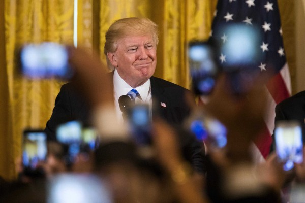 Muro o bloqueo: Trump celebra su primer año de mandato con el cierre parcial del Gobierno