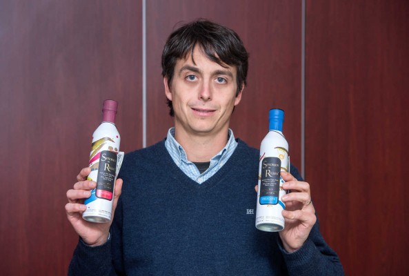 Señorío de Relleu lleva la innovación al sector del aceite con la botella de acero y triunfa en el mercado gourmet