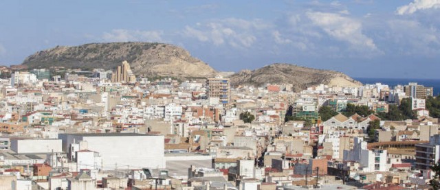 Alicante, más de 30 años sin plan