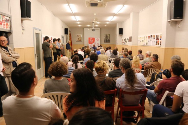 Guanyar se vuelve a enredar con la elección de los asesores de los concejales
