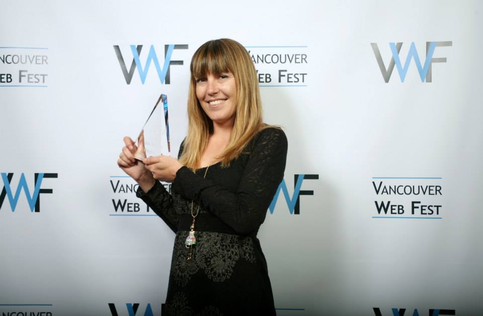 Ana Ramón Rubio recogiendo el premio a Mejor Serie Extranjera en Vancouver Web Fest 2014 - 