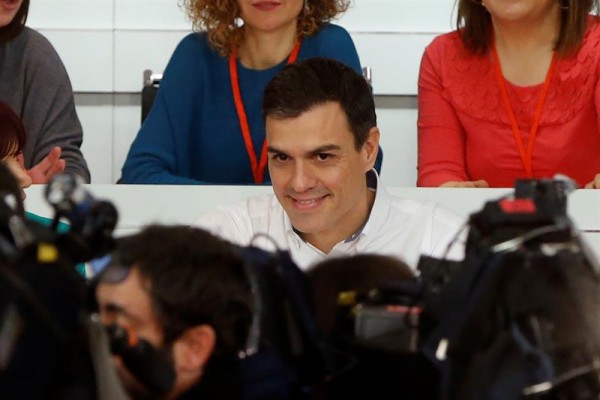 Pedro Sánchez se compromete a consultar a la militancia un posible pacto de gobierno