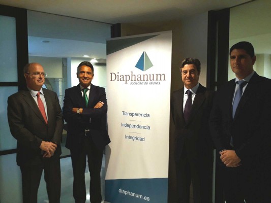 Diaphanum sigue buscando banqueros privados para abrir en València