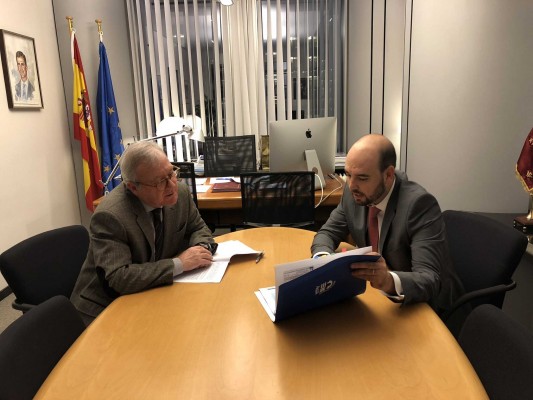 El vicepresidente del Parlamento Europeo, a favor de la recuperación del área arqueológica del Cap d'Or
