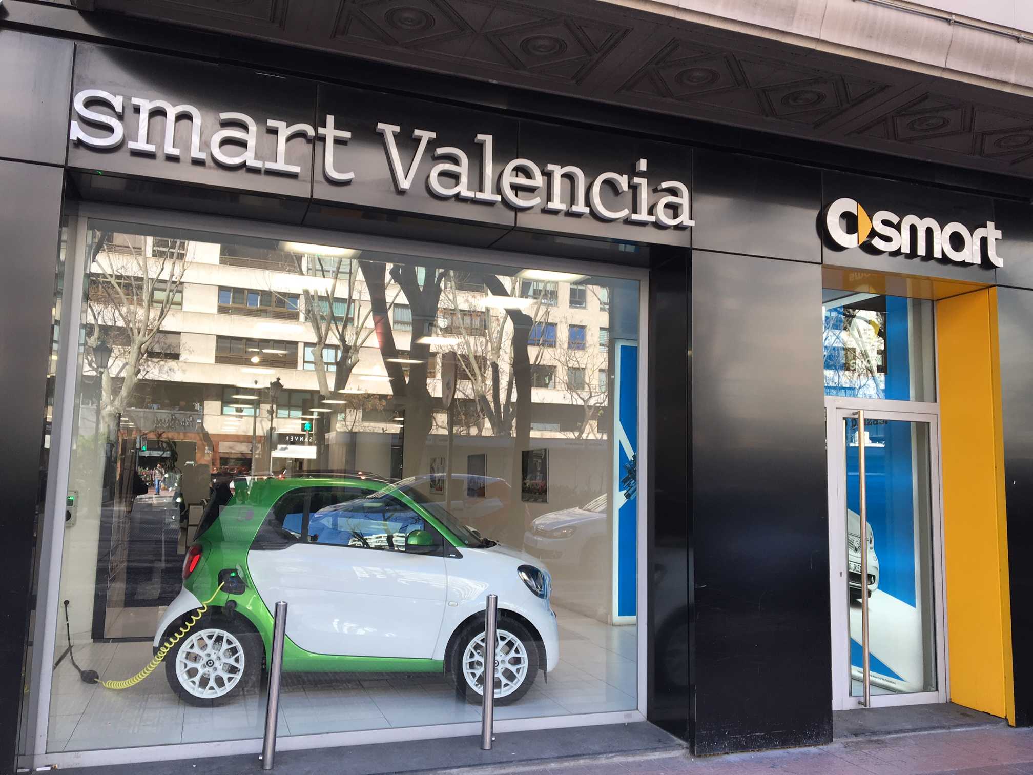 La caravana Smart Electric Drive 2018 llega a Mercedes-Benz Valencia sin contaminar