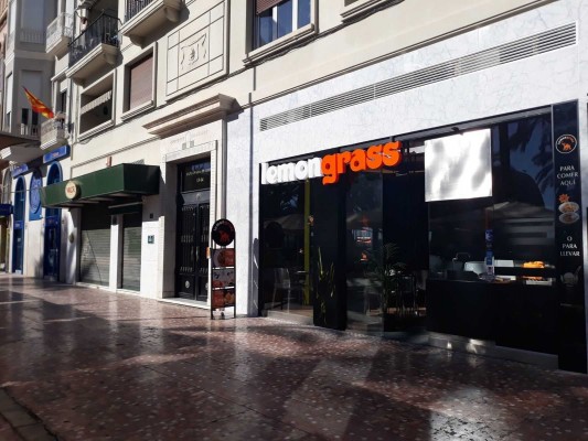 Los Alcaraz compran el local del Estado en la Explanada y se lo alquilan a Lemon Grass