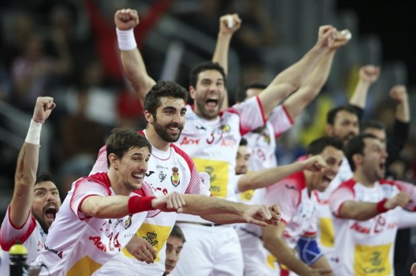 Los 'Hispanos' apean (23-27) a la temible Francia para alcanzar la final del Europeo