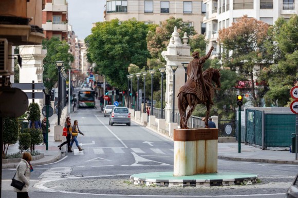 Un estudio revela que el salario neto necesario en Elche para adquirir una vivienda es de 1.531 euros mensuales