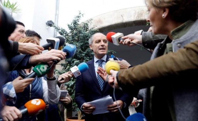 El juicio de la 'Gürtel' valenciana acorrala a Camps por la financiación en negro del PP

