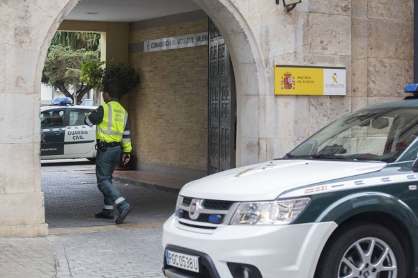 Compromís reclama la ilegalización del PP por 
