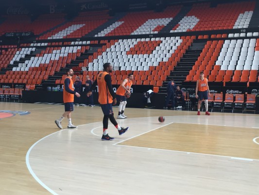 San Emeterio es duda para viajar a Estambul