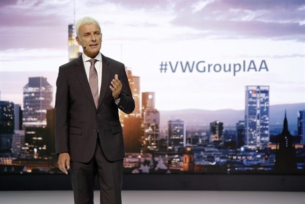 Volkswagen suspende provisionalmente a un directivo por el caso de las pruebas con animales
