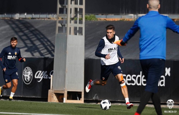 Marcelino recupera a Gabriel pero viaja a Barcelona sin Guedes, Garay, Kondogbia y Murillo