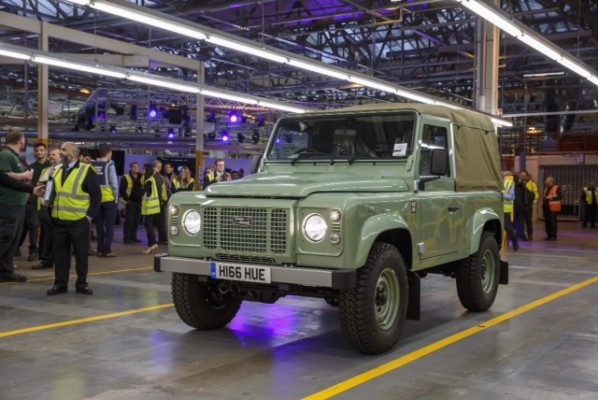 Celebrando la leyenda: la última unidad de Land Rover Defender fabricada en Solihull