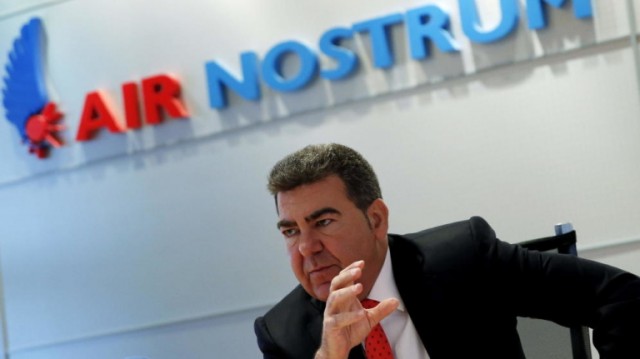 Air Nostrum arranca al sindicato de pilotos un pacto de flexibilidad sin garantizarles la producción