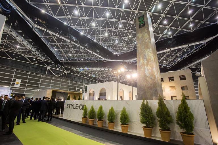 La feria Cevisama atrae a nuevas firmas extranjeras y crece en el sector del baño