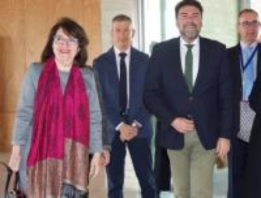 Los accionistas de Liberbank cobrarán este viernes doble dividendo: dinero y acciones