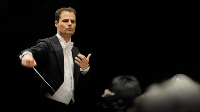 El director alemán Constantin Trinks, por primera vez al frente de la Orquesta de la Comunitat 