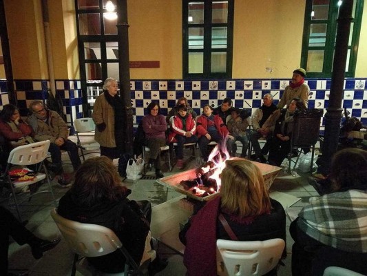 Etnologia organitza una vetllada amb narracions orals al voltant de tres fogueres