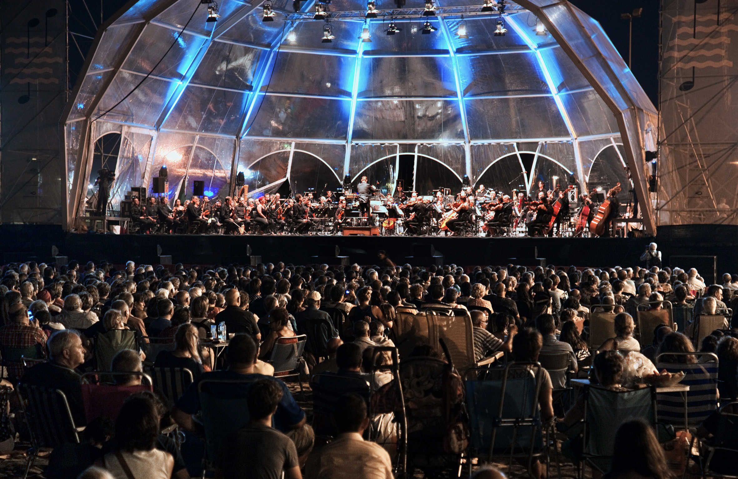 Más de 3.000 personas disfrutan del concierto 