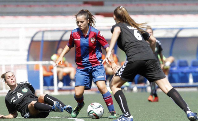 El Levante tratará de reaccionar ante el Betis para no poner en peligro la Copa de la Reina