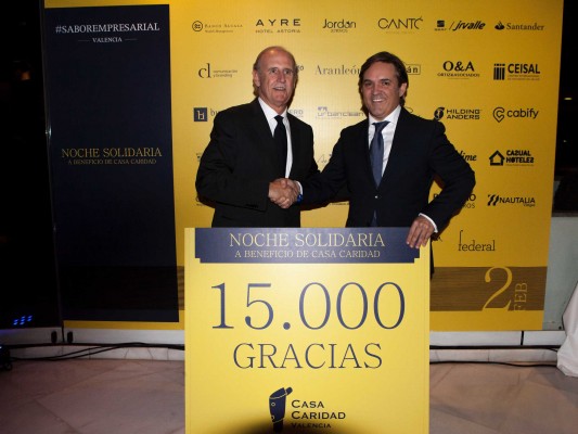 La cena de Sabor Empresarial reúne a más de 300 personas y recauda 15.000 euros para Casa Caridad