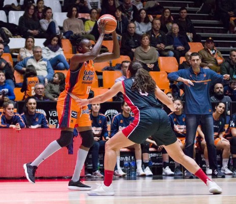 Un Valencia Basket de 10 ante Magec Tías (76-55)
