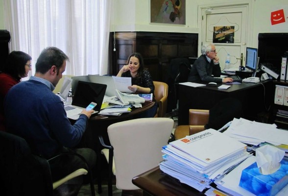 Compromís insta al PSOE a facilitarle medios para ejercer su labor de oposición