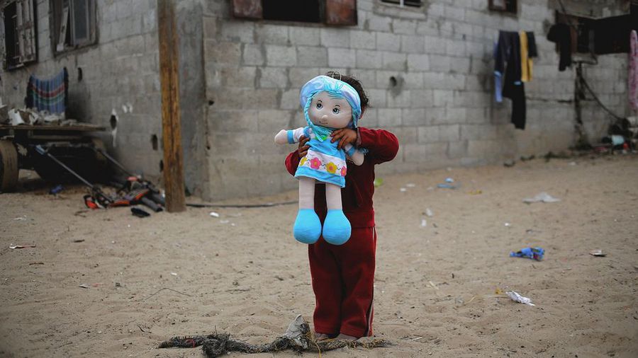 El Magnànim publica dos estudis sobre l'empobriment valencià que no salva el turisme