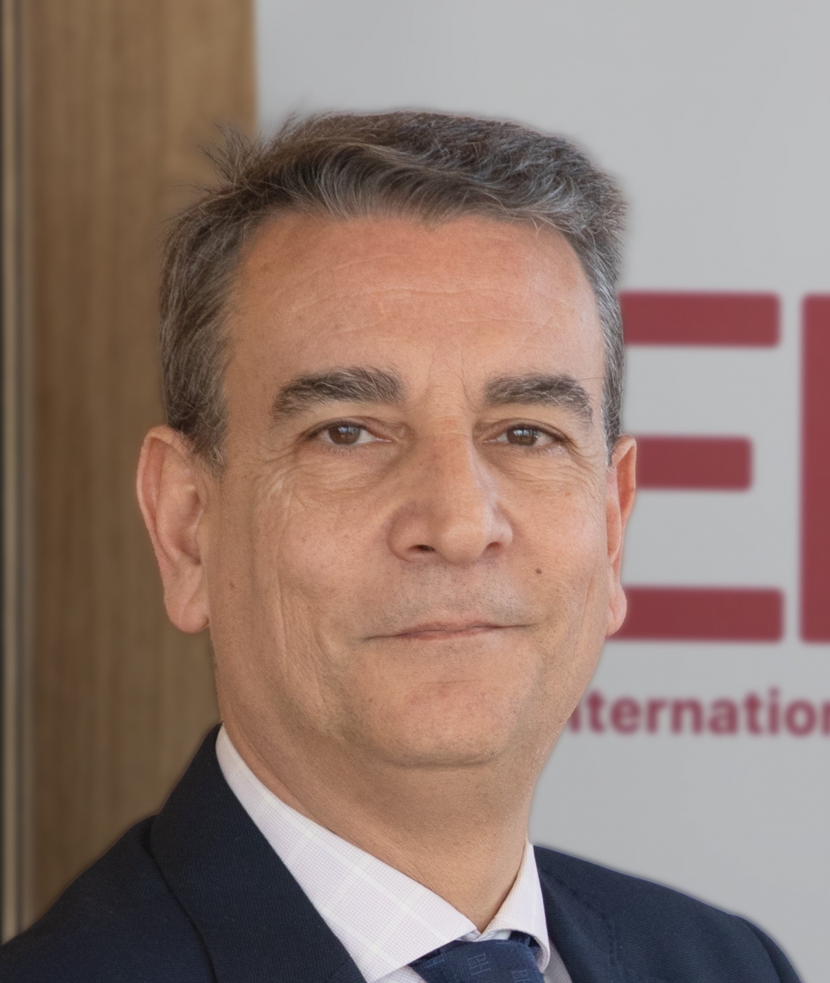 Miguel López González de León